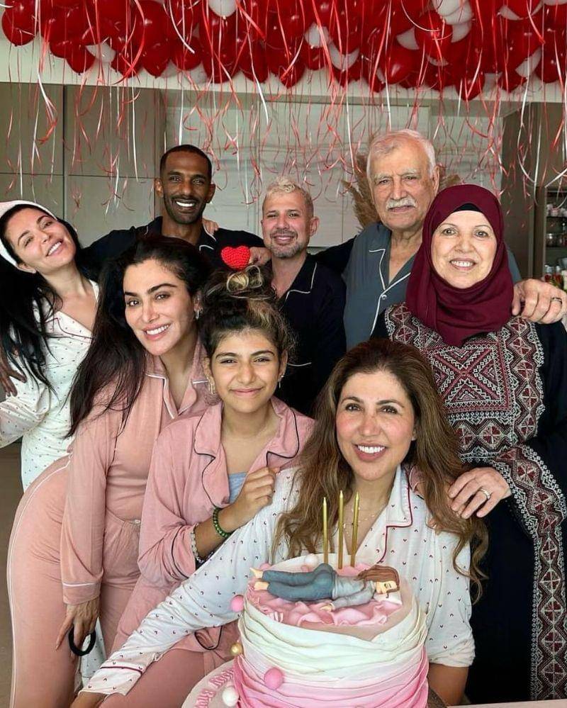 Instagram.com/monakattan